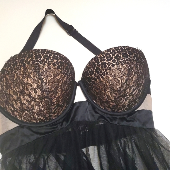 Victoria's Secret Babydoll Negligee - Picture 3 of 9